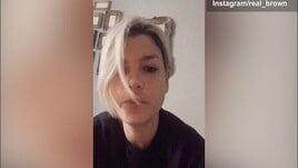 Emma contro il body shaming: "Vestitevi come vi pare"