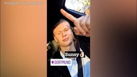 Haaland si gode...il sole di Dortmund!
