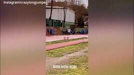 Jacobs corre: "Work work work"