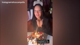 Oriana Sabatini, tanti auguri: ecco la torta per festeggiare il compleanno