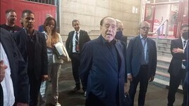 Berlusconi scherza: "Magari torno al Milan..."