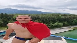 Superman è tornato. Michal Navratil come Clark Kent. Presto a Roma