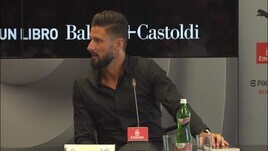 Giroud: "Ibra? È una leggenda del Milan"