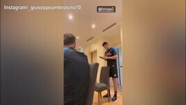 Napoli, nel ritiro c'è un...cantante: ecco Kim sulle note di Gangnam style