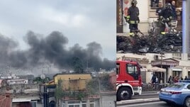 Roma, paura a Termini: a fuoco decine di moto e scooter