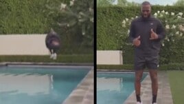 Mostruoso LeBron, fuori dalla piscina con un salto