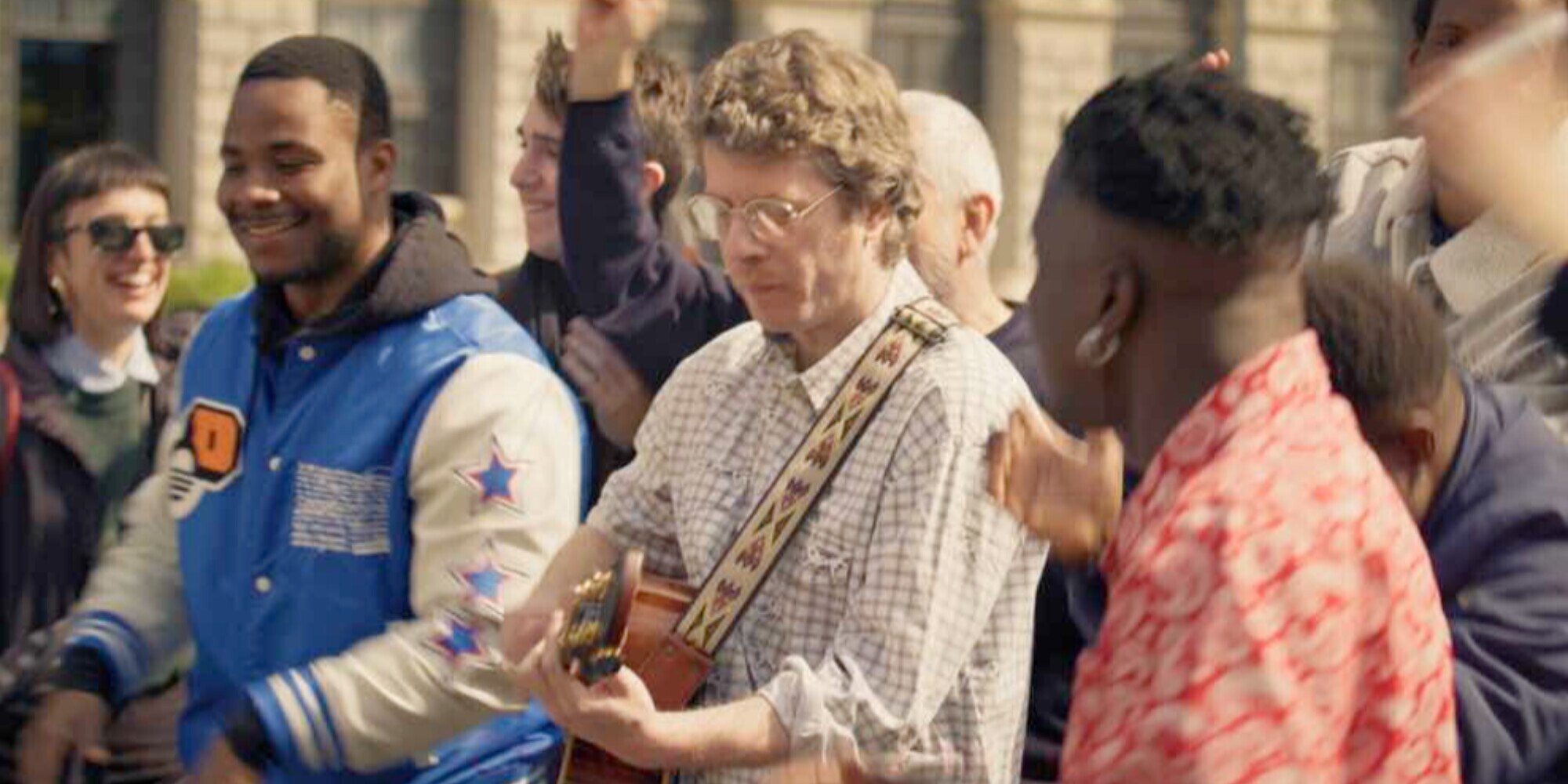 Gente Strana, il mockumentary che racconta il CEFA