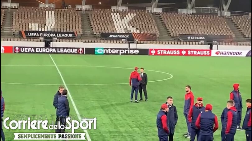 La Roma in campo a Helsinki: colloquio tra Tiago Pinto e Pellegrini