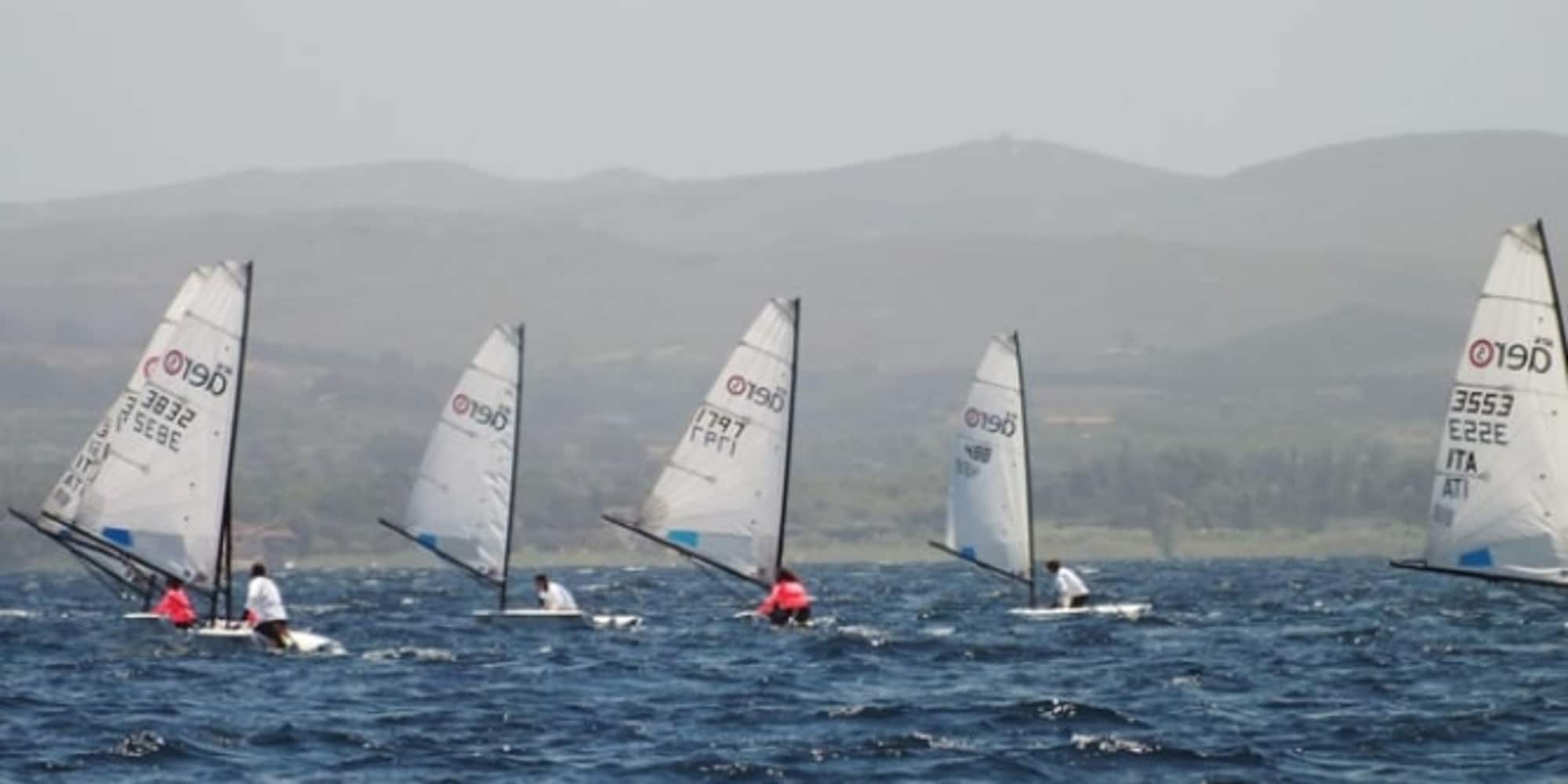 Il primo evento di regata a squadre RS Aero Youth a Cagliari