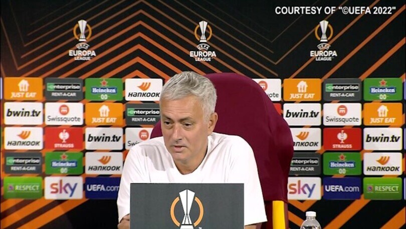 Mourinho: "Non vogliamo andare in Conference League"