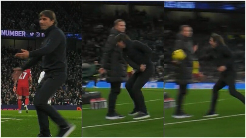 Conte è una furia, colpisce via un pallone: che lite con la panchina del Liverpool!