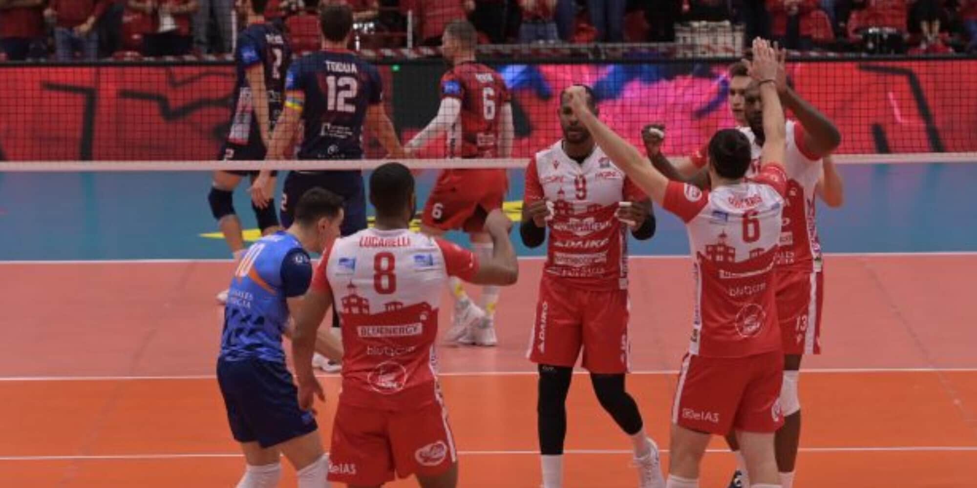 Esordio vincente in Cev per Piacenza, battuta Praga