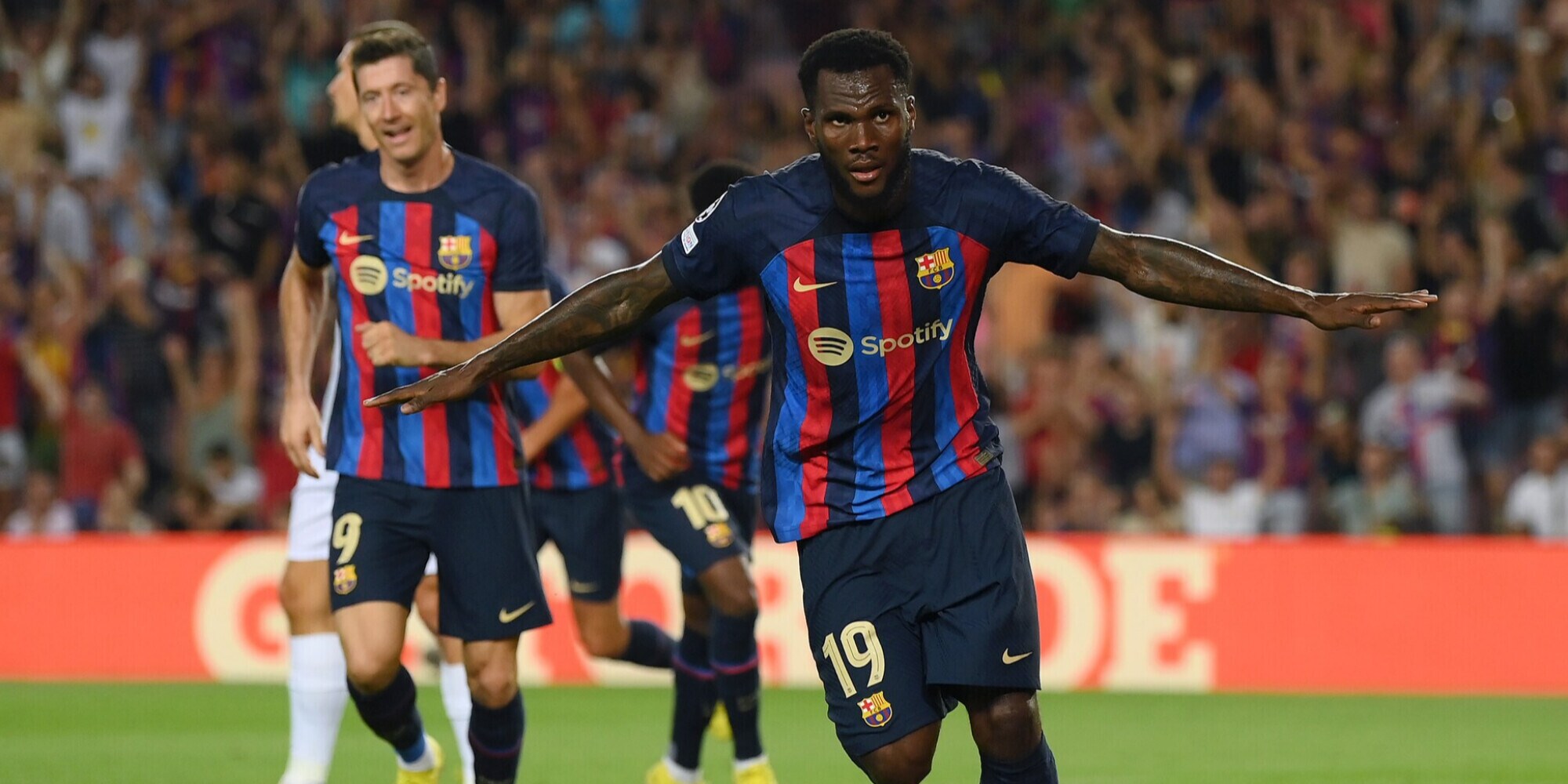 "Barcellona in cerca di mediani: Kessie verso l'addio al Camp Nou"