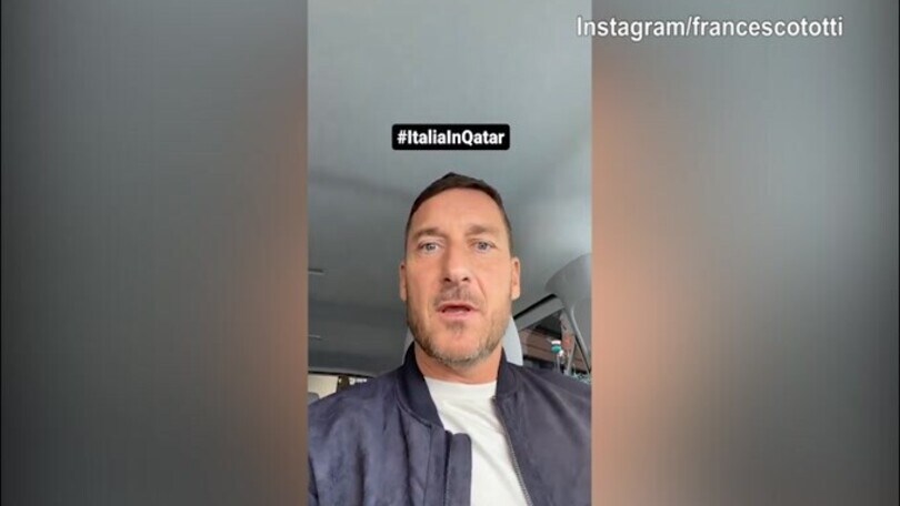 Mondiale 2022, Italia assente? Ci pensa Totti ad esserci in Qatar