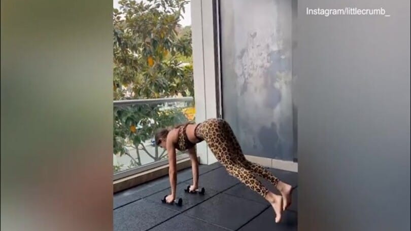 Elisabetta Canalis non si ferma mai: palestra versione ghepardo!