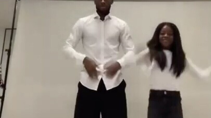 Wijnaldum salta e balla, ma è allarme per l'infortunio