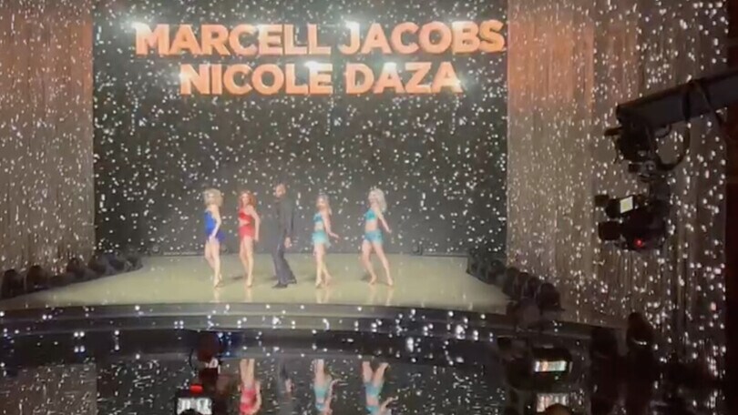 Semifinale Ballando con le Stelle, Marcell Jacobs ballerino per una notte