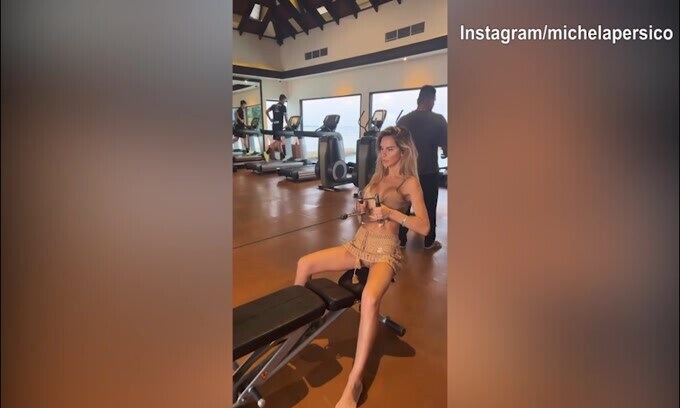Il bikini di Michela Persico fa impazzire il web