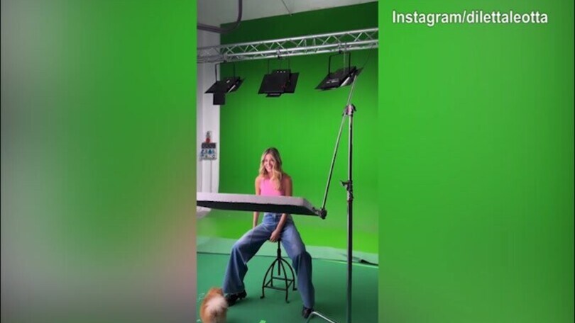 Diletta Leotta in studio con...la teppista!