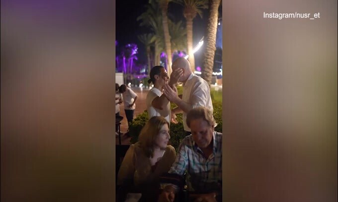 Qatar 2022, Infantino a cena da Nusr Et