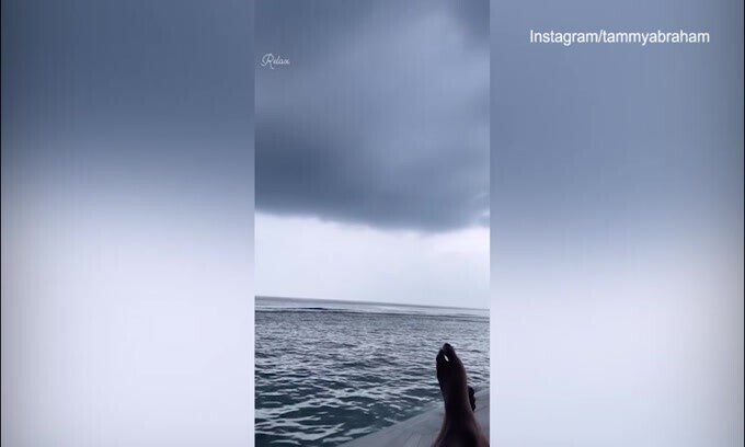 Roma, per Abraham un po' di relax al mare