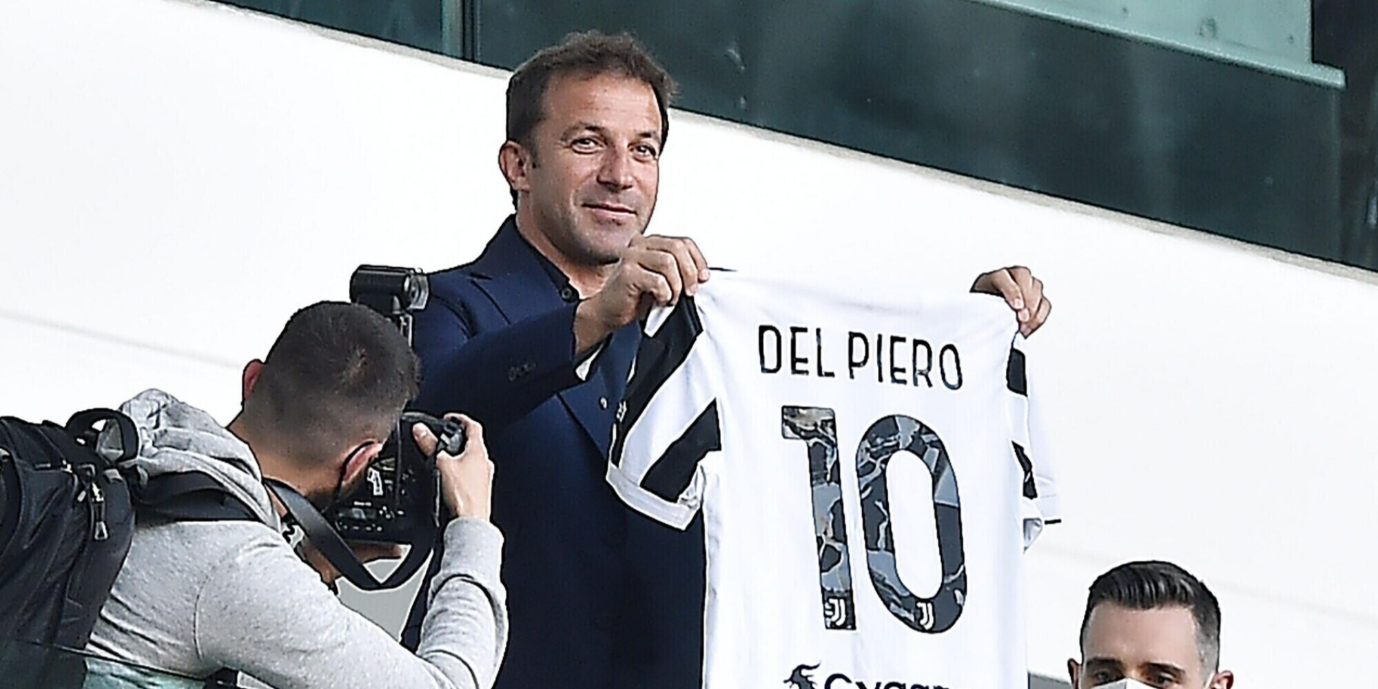 Del Piero, il messaggio ai tifosi: "E' il momento di essere ancora più juventini"