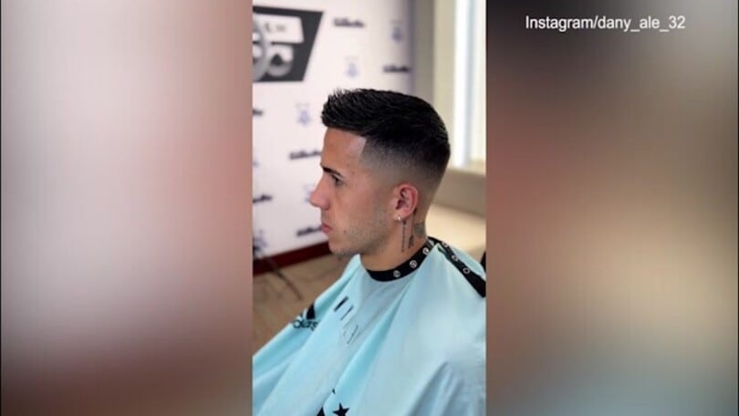 Argentina, nuovo look per Enzo Fernandez