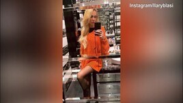 Ilary Blasi allo specchio, un dettaglio fa impazzire i fans