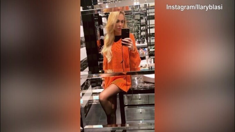 Ilary Blasi allo specchio, un dettaglio fa impazzire i fans