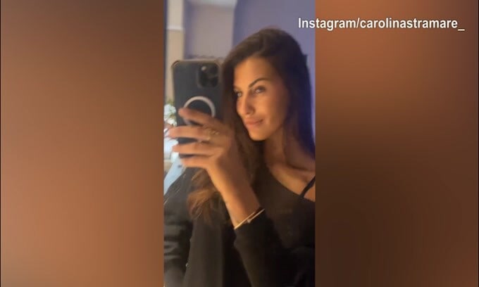 Carolina Stramare si prepara per un super sabato sera
