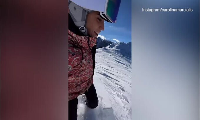 Carolina Marcialis sullo snowboard: la caduta è epica!