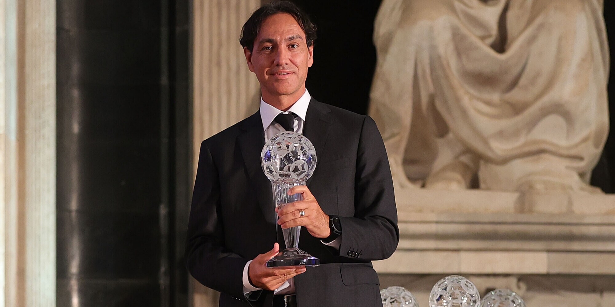 Napoli, Nesta: "Curioso di vedere come gli azzurri gestiranno i problemi"