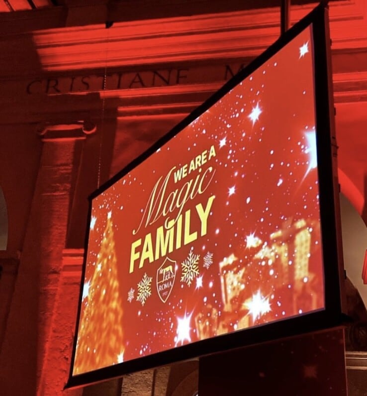 Roma, le immagini della festa di Natale
