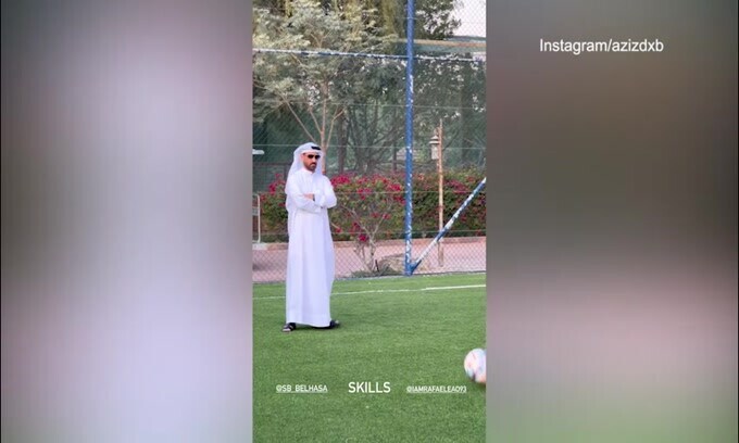 Milan, sul volto di Leao torna il sorriso: il video dei palleggi a Dubai