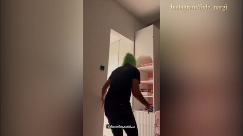 Matri che paura! Si trasforma nel Grinch