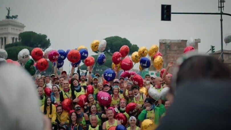 Le Frecce Tricolori sulla Run Rome The Marathon, Roma prende il volo