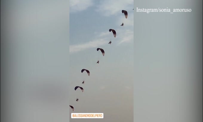 Spettacolo in cielo, Del Piero rimane incantato