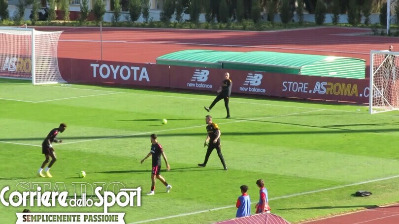 Abraham, incredibile traversa prima di Roma-RKC Waalwijk