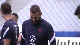Benzema-Deschamps è guerra totale, l'agente: "Dagli ottavi poteva essere a disposizione"