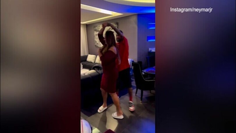 Neymar cuore di mamma: il flop mondiale è alle spalle
