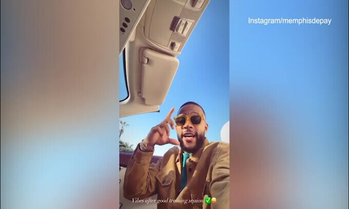 Depay torna dall'allenamento e si scatena: "Good vibes"