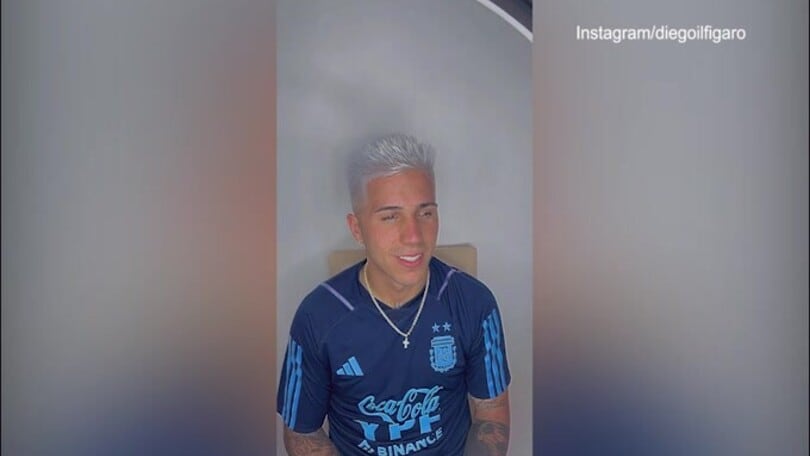 Argentina, Enzo Fernandez ha mantenuto le promesse: il nuovo look