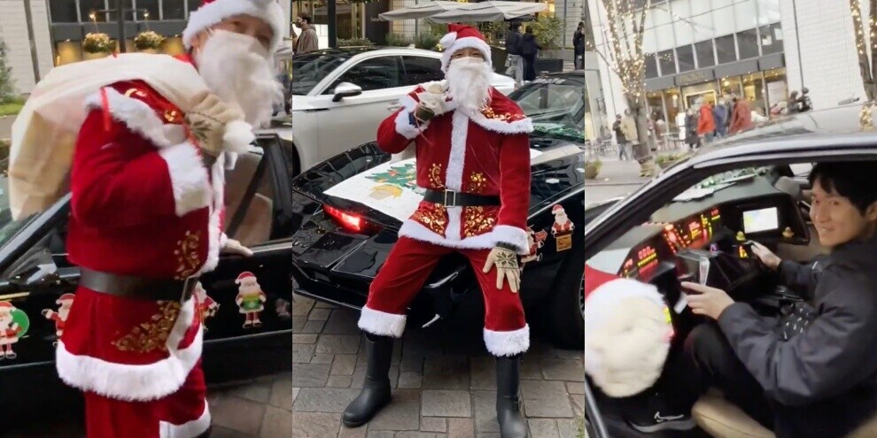 Giappone, Babbo Natale dà i regali ai bambini a bordo di auto d'epoca