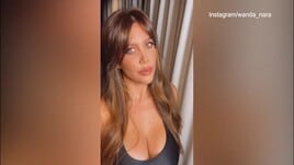 Wanda Nara, il sondaggio: "Torno bionda o rimango mora?"