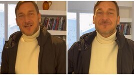 Totti fa scoppiare a ridere Noemi: scherzo social con sorpresa