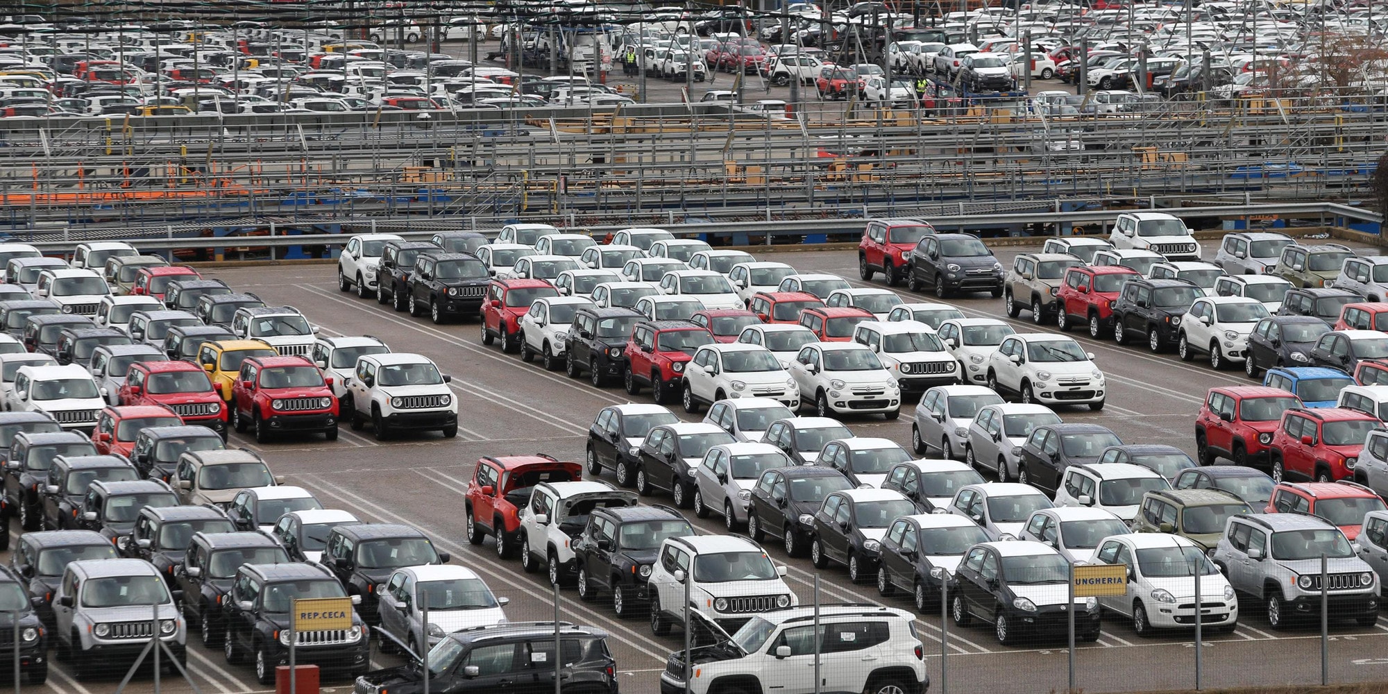 Mercato auto Italia, a giugno continua la crescita