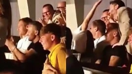 Totti al concerto di Eros Ramazzotti: parte il coro "c'è solo un capitano"