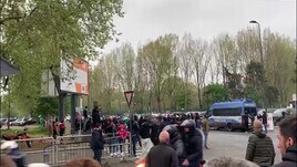 Il Napoli è arrivato a San Siro: ecco l'accoglienza