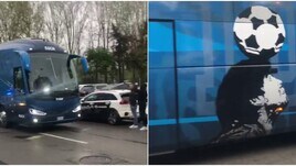 Milan-Napoli, il pullman dei ragazzi di Spalletti arriva al Meazza