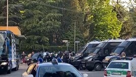 Atalanta-Roma, il pullman nerazzurro arriva allo stadio